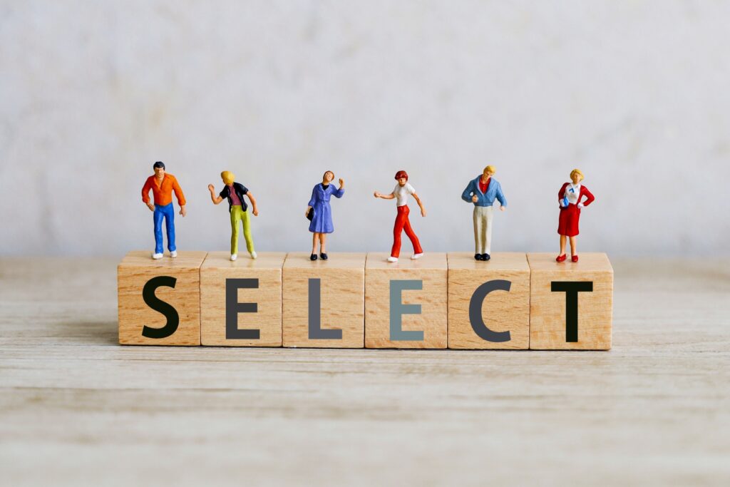 「SELECT」と書かれたブロックの画像